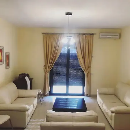 Jolis Appartament * Vlorë
